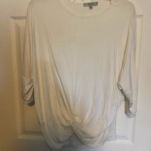 Long sleeve twisted top